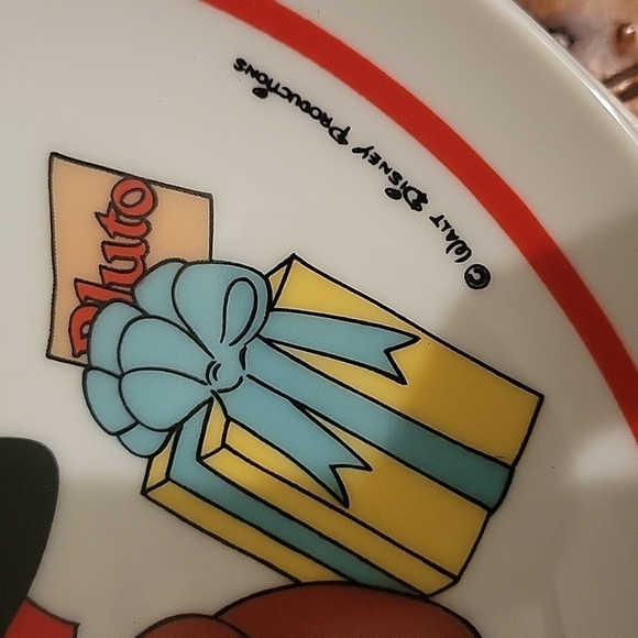 NIB Disney collectors plate Pluto - Picture 4 of 7